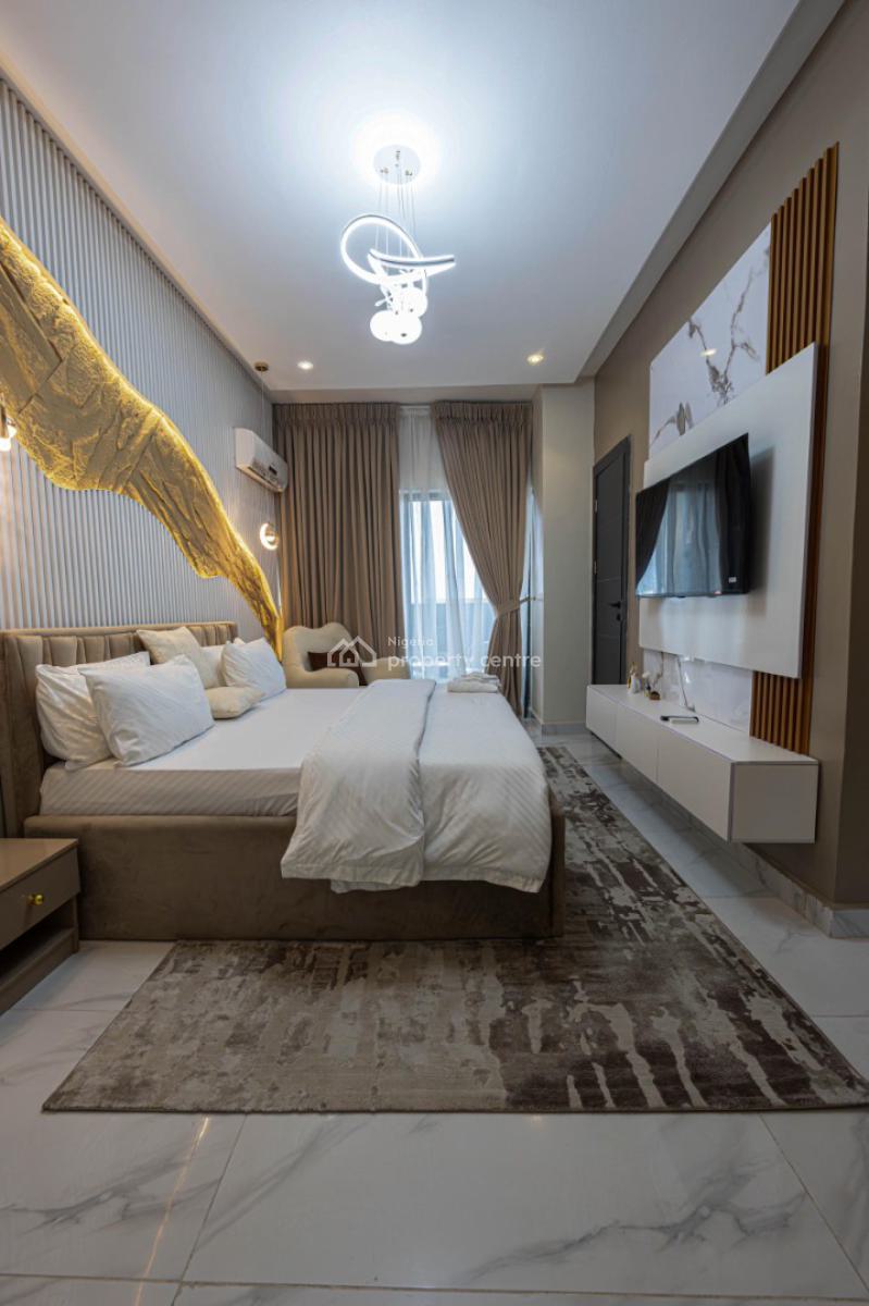 a Luxurious 2 Bedroom Apartment at Lekki Phase 1, Lekki Phase 1, Lekki, Lagos, Flat / Apartment Short Let