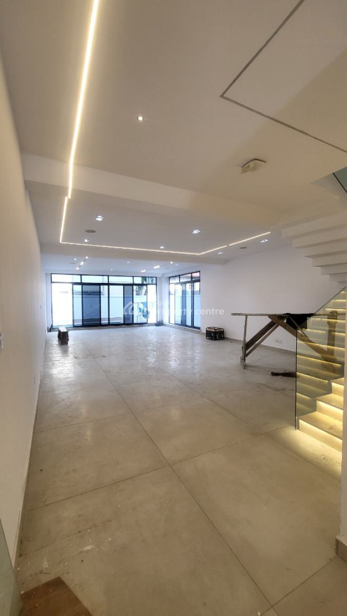 a Contemporary 5-bedroom Fully Detached Duplex, Smart Home System with Full Automation   - Spacious 5bedrooms – All En, Lekki Phase 1, Lekki, Lagos, Detached Duplex for Sale
