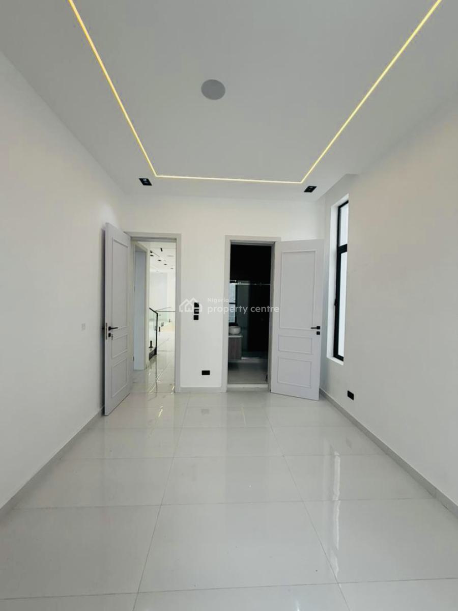Contemporary 5 Bedroom Fully Detached Duplex with Swimming Pool, Located in One of Osapa’s Beautiful, Serene and Secured Estate, Osapa, Lekki, Lagos, Detached Duplex for Sale