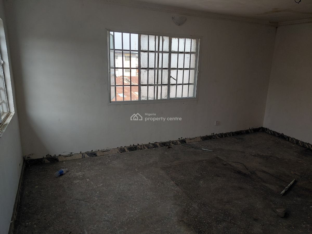 Decent 2bedroom in a Good Neigbourhood, Fadiya, Ketu, Lagos, Flat / Apartment for Rent