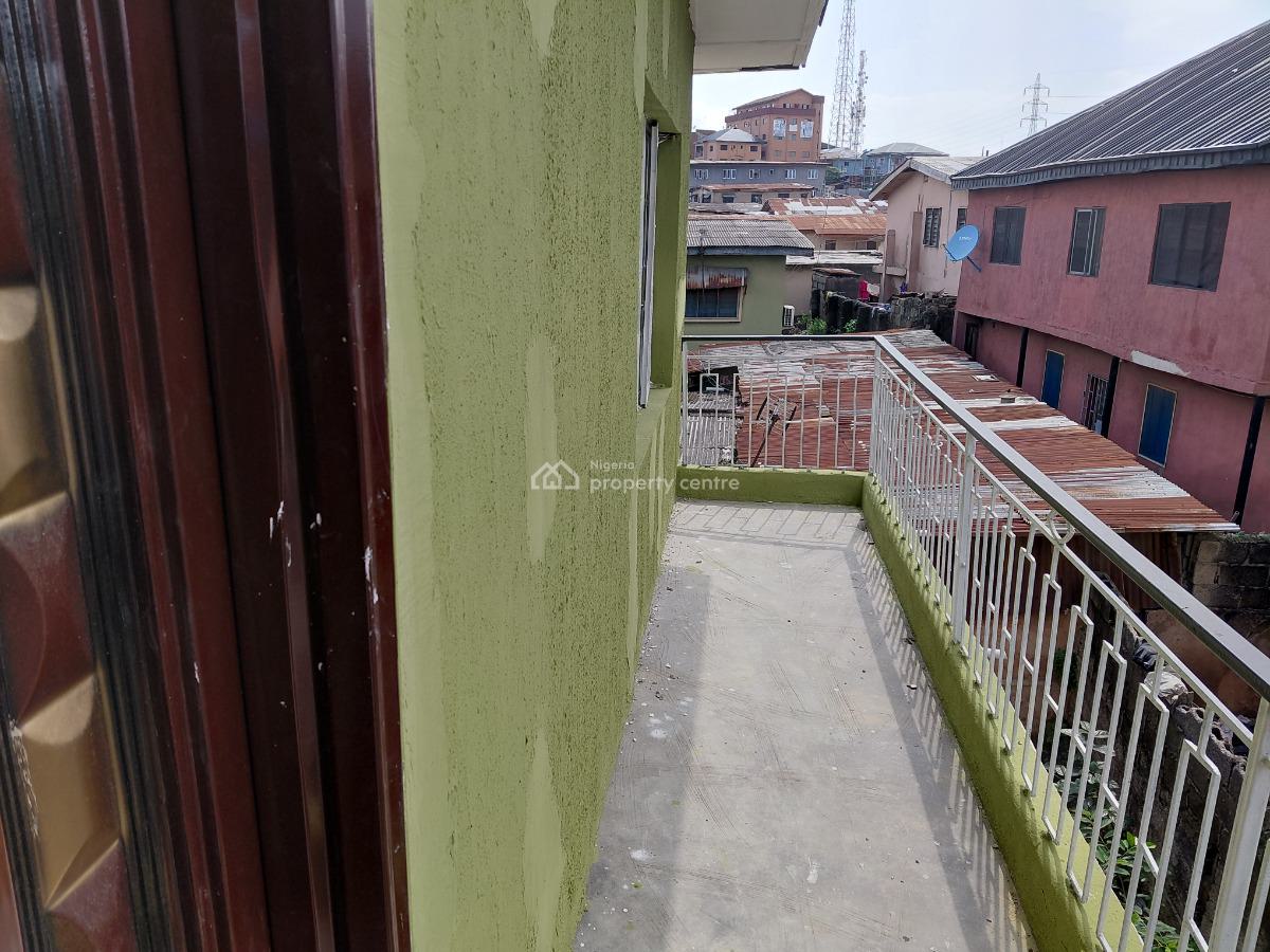 Decent 2bedroom in a Good Neigbourhood, Fadiya, Ketu, Lagos, Flat / Apartment for Rent