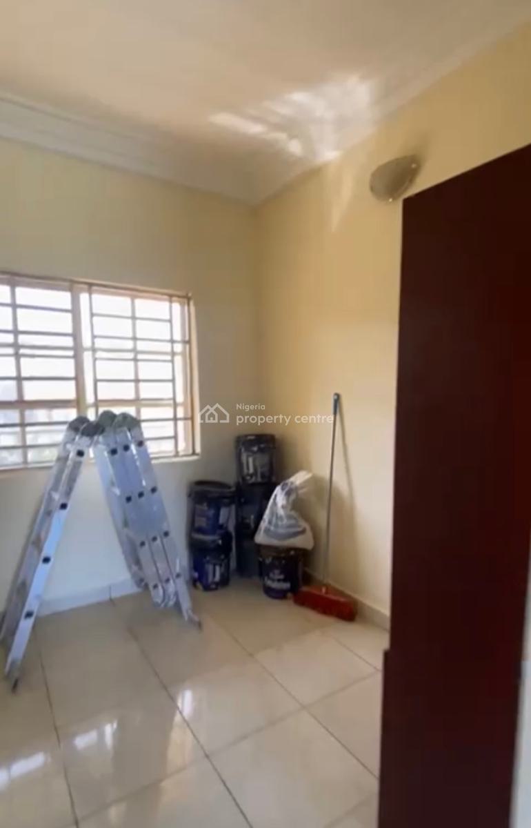 a Spacious 2 Bedroom in Gwarinpa Main, Main, Gwarinpa, Abuja, Flat / Apartment for Rent