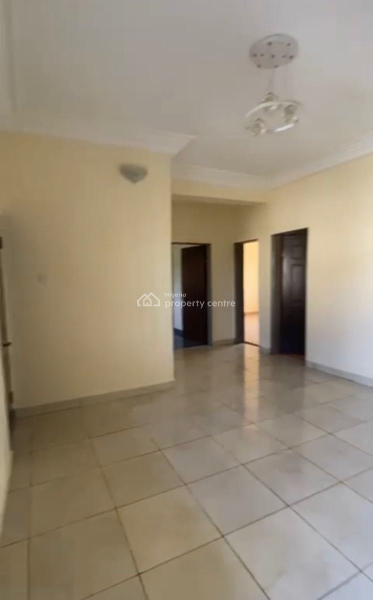 a Spacious 2 Bedroom in Gwarinpa Main, Main, Gwarinpa, Abuja, Flat / Apartment for Rent