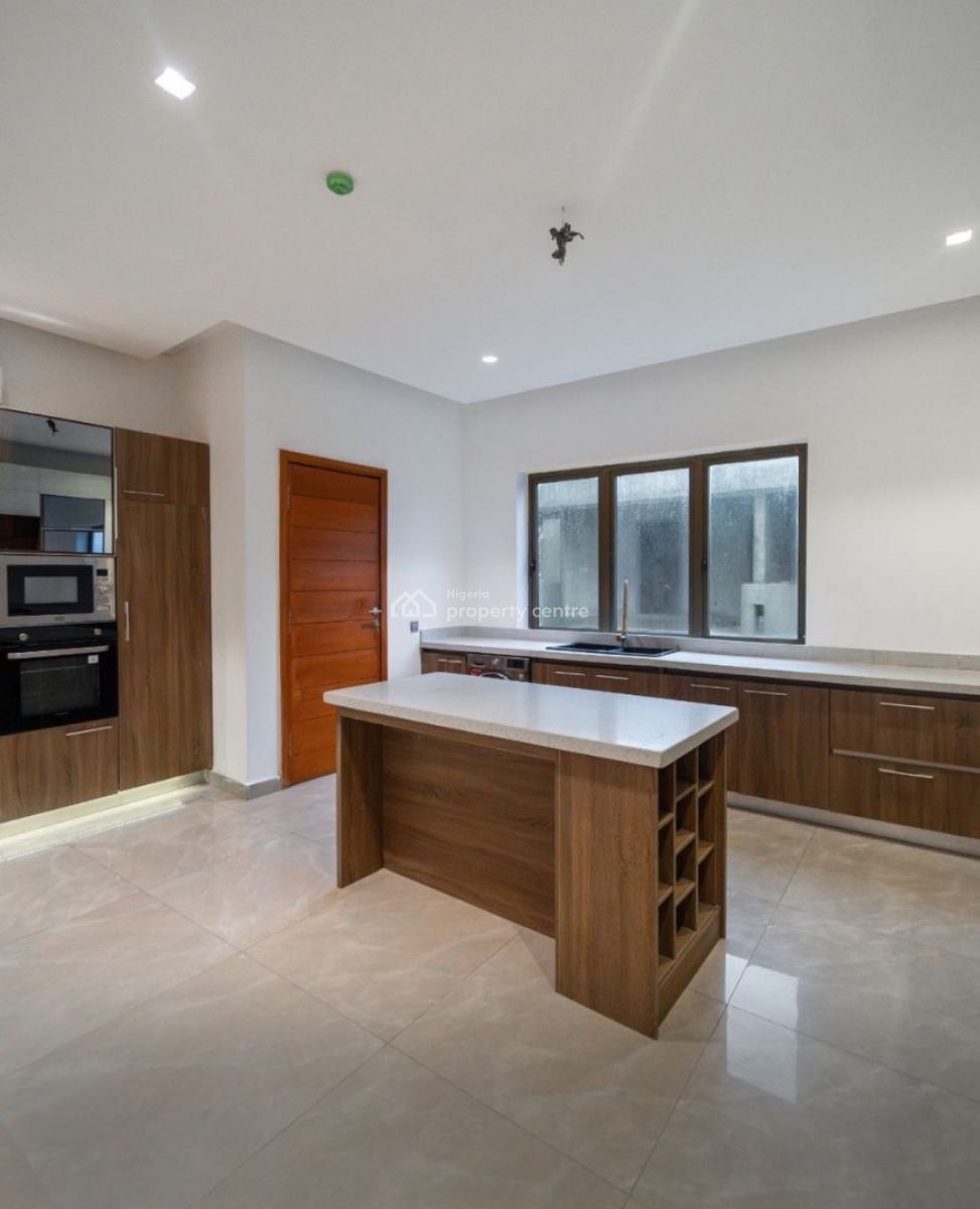 Luxury 6 Bedroom with a Bq, Cluster a Off, Banana Island, Ikoyi, Lagos, House for Sale
