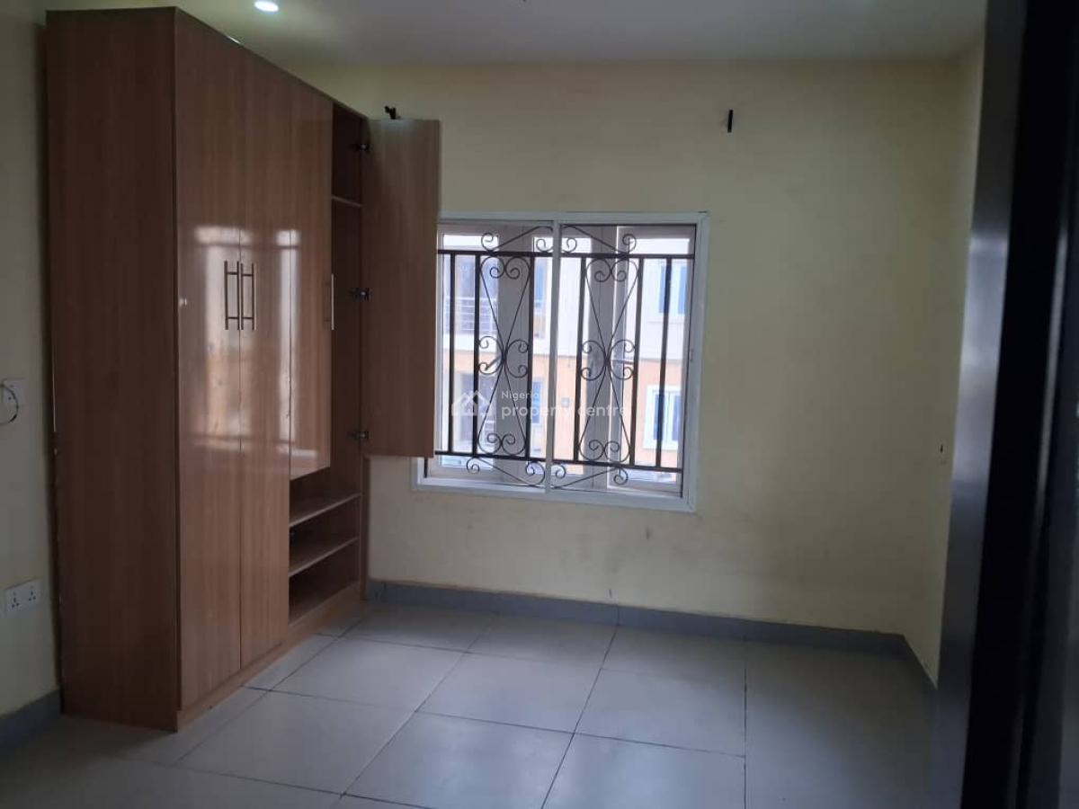 a Well Renovated 2bedroom Flat, River Park Estate, Lugbe District, Abuja, Flat / Apartment for Rent