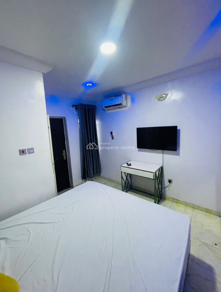 Luxury 2 Bedroom  Apartment with 24 Hours Electricity, Pool & Gym, Ikota Villa, Lekki, Lagos, Flat / Apartment Short Let