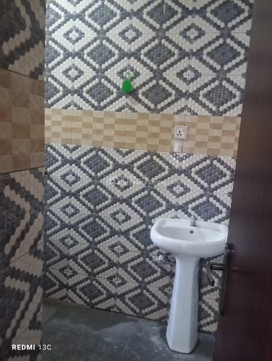 a Very Spacious Cute Sefcon, News Engineering Extension Tarred Road, Dawaki, Gwarinpa, Abuja, Self Contain (single Rooms) for Rent