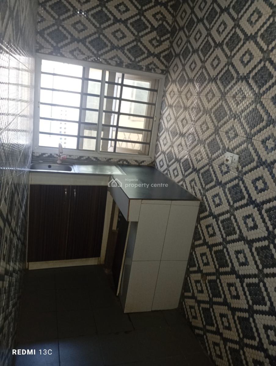 a Very Spacious Cute Sefcon, News Engineering Extension Tarred Road, Dawaki, Gwarinpa, Abuja, Self Contain (single Rooms) for Rent