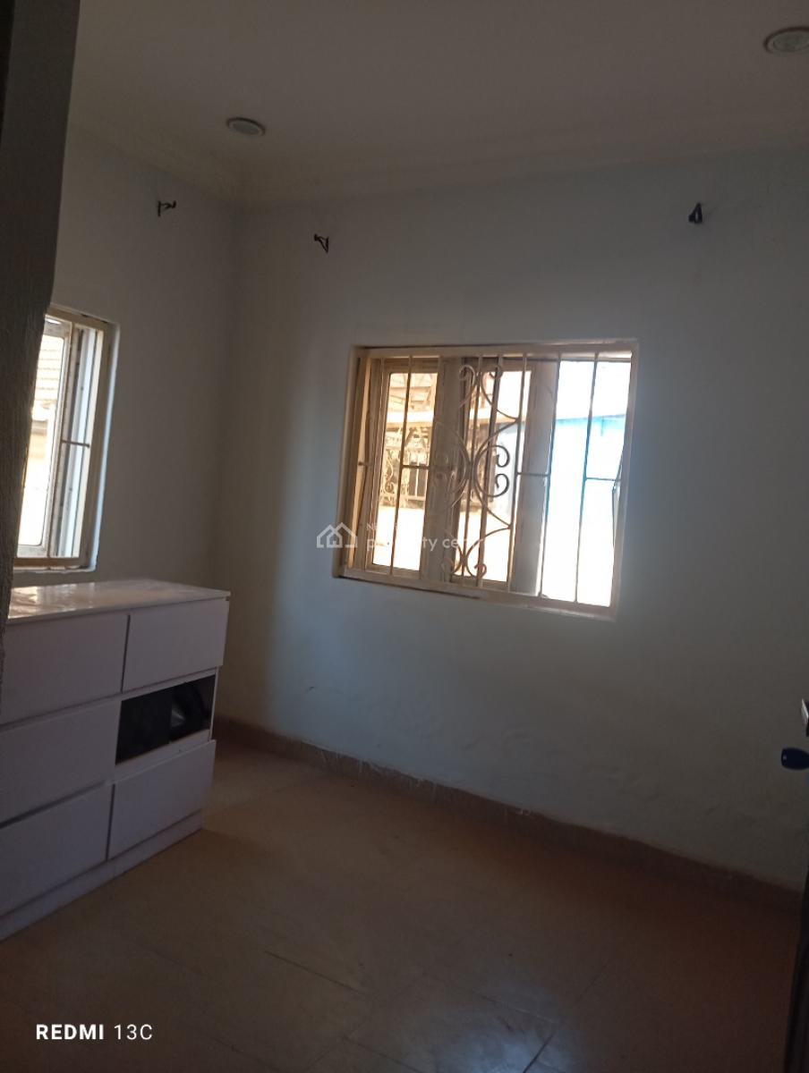 a Very Spacious Cute Self Contain, Ipent 7 Estate Karsana, Gwarinpa, Abuja, Self Contain (single Rooms) for Rent