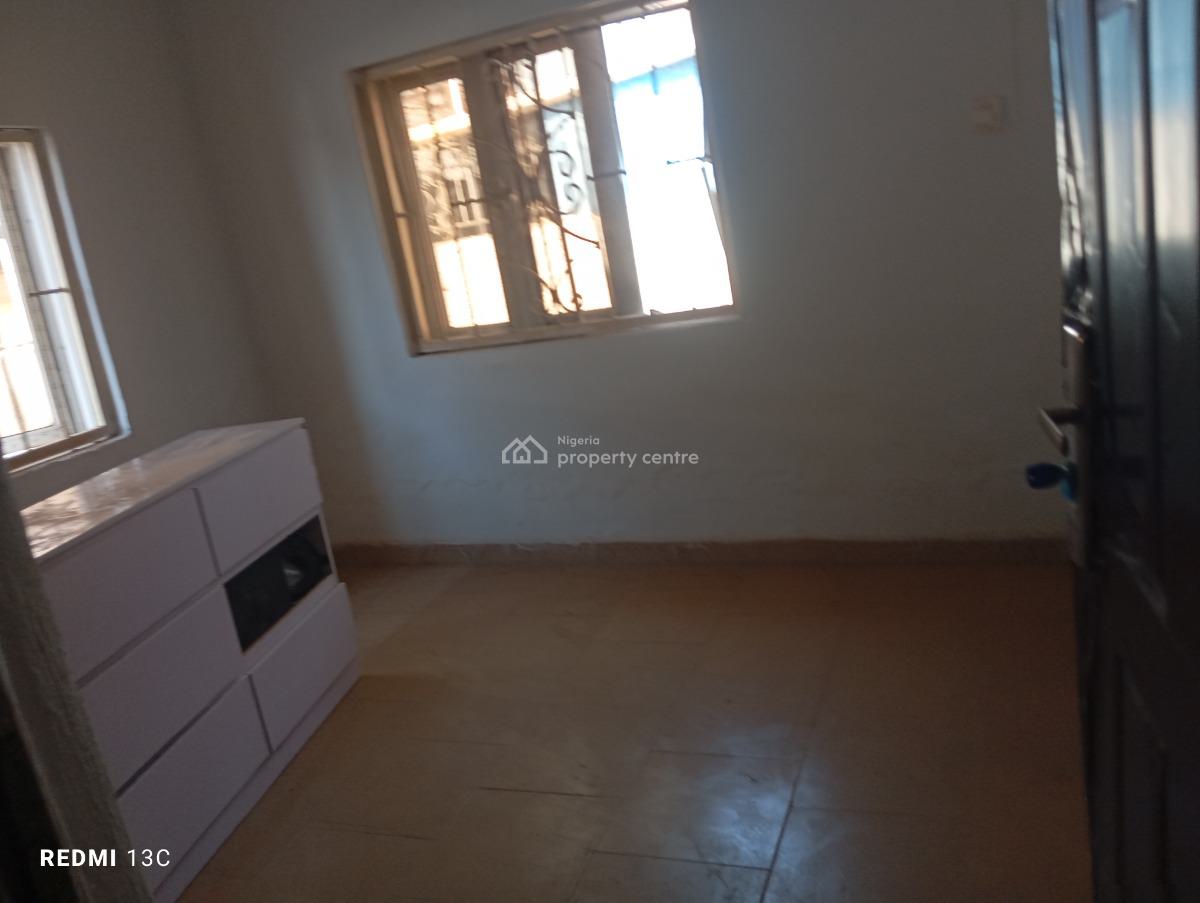 a Very Spacious Cute Self Contain, Ipent 7 Estate Karsana, Gwarinpa, Abuja, Self Contain (single Rooms) for Rent