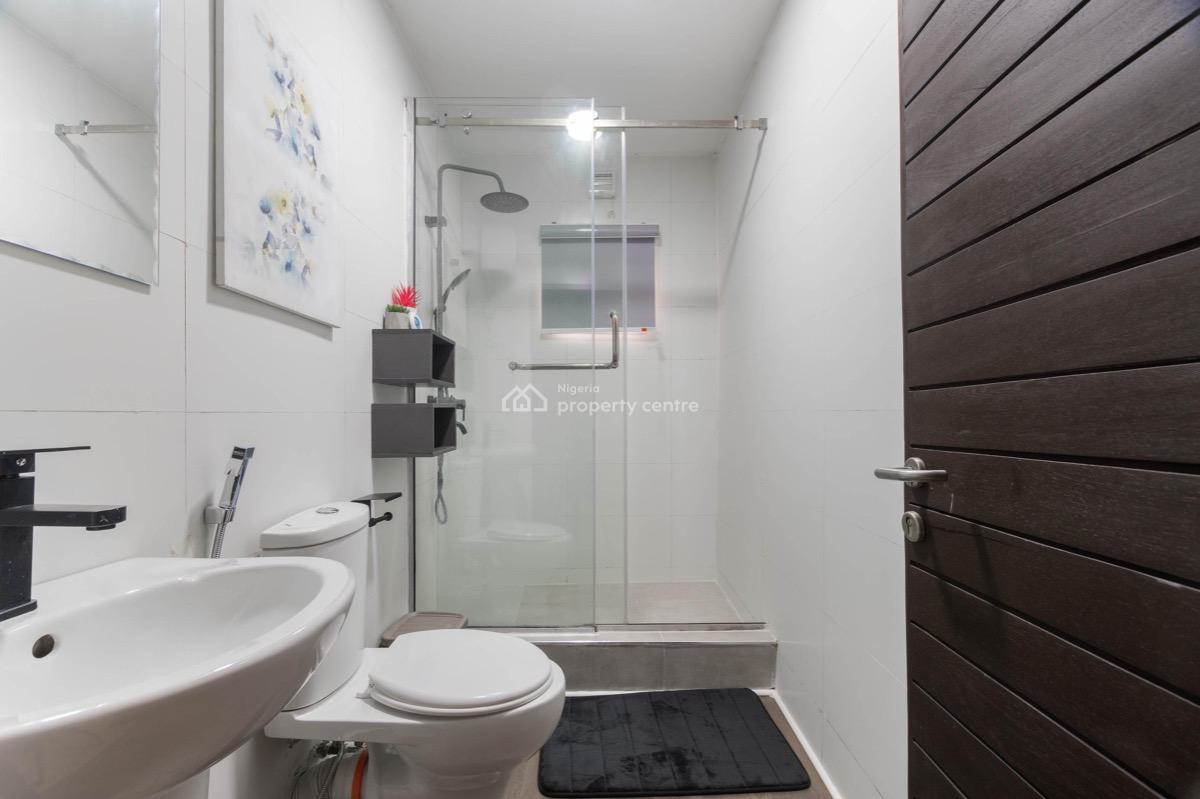 Sophisticated 3 Bedroom Apartment with Top Notch Amenities Available F, Lekki Phase 1, Lekki Phase 1, Lekki, Lagos, Flat / Apartment Short Let