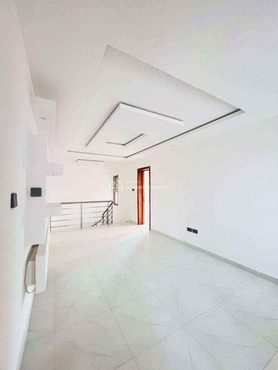 Magnificent 5 Bedroom Maisonette with Bq in a Secured Estate, Victoria Island (vi), Lagos, Block of Flats for Sale