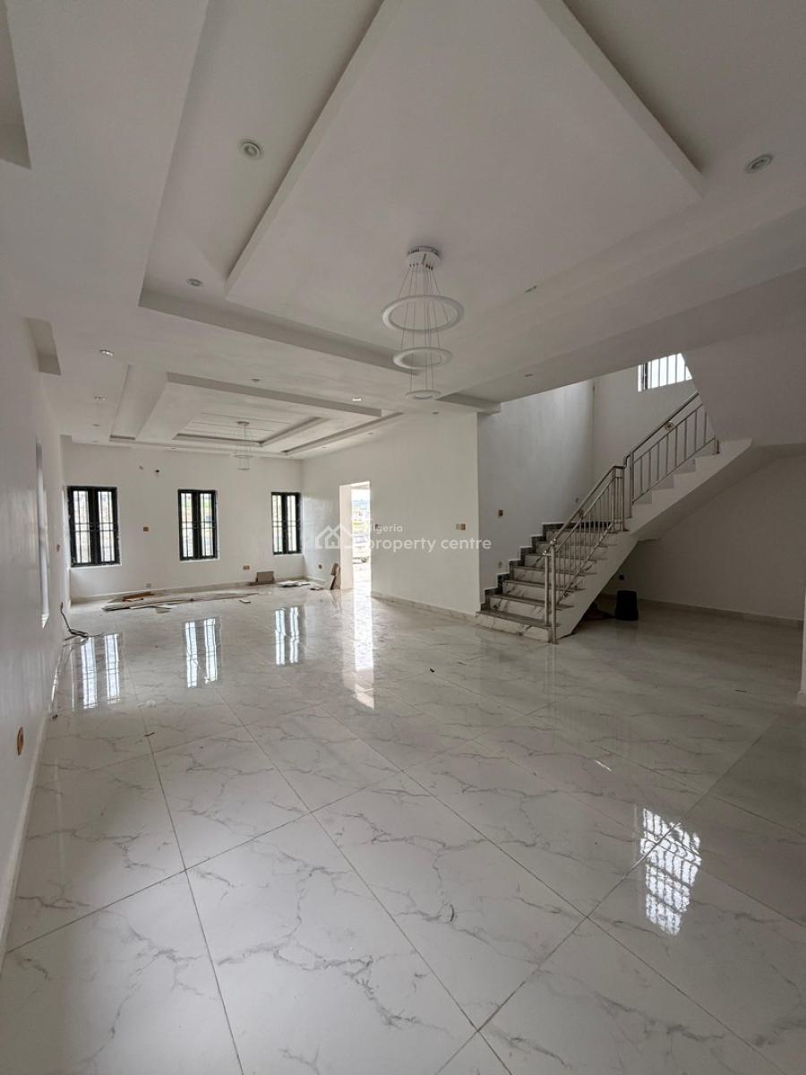 Distress 4 Bedrooms Fully Detached Duplex, H-medix Axis, Guzape District, Abuja, Detached Duplex for Sale