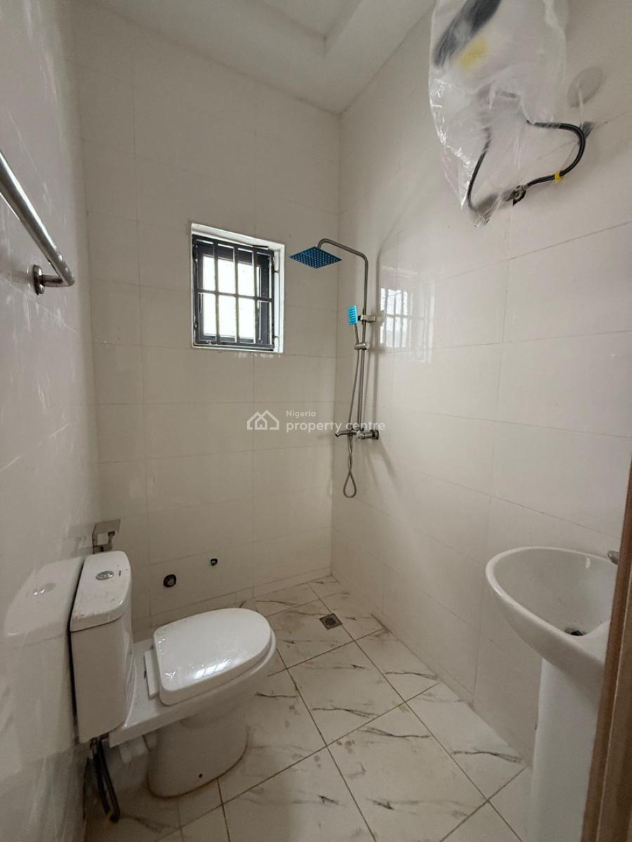 Distress 4 Bedrooms Fully Detached Duplex, H-medix Axis, Guzape District, Abuja, Detached Duplex for Sale