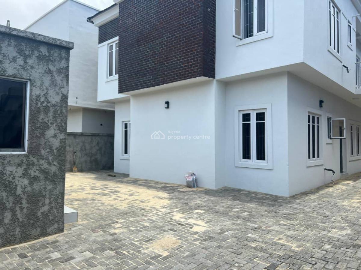 Newly Renovated and Serviced  2 Bedroom Flats, Estate Phase 1, Lekki, Lagos, Flat / Apartment for Rent