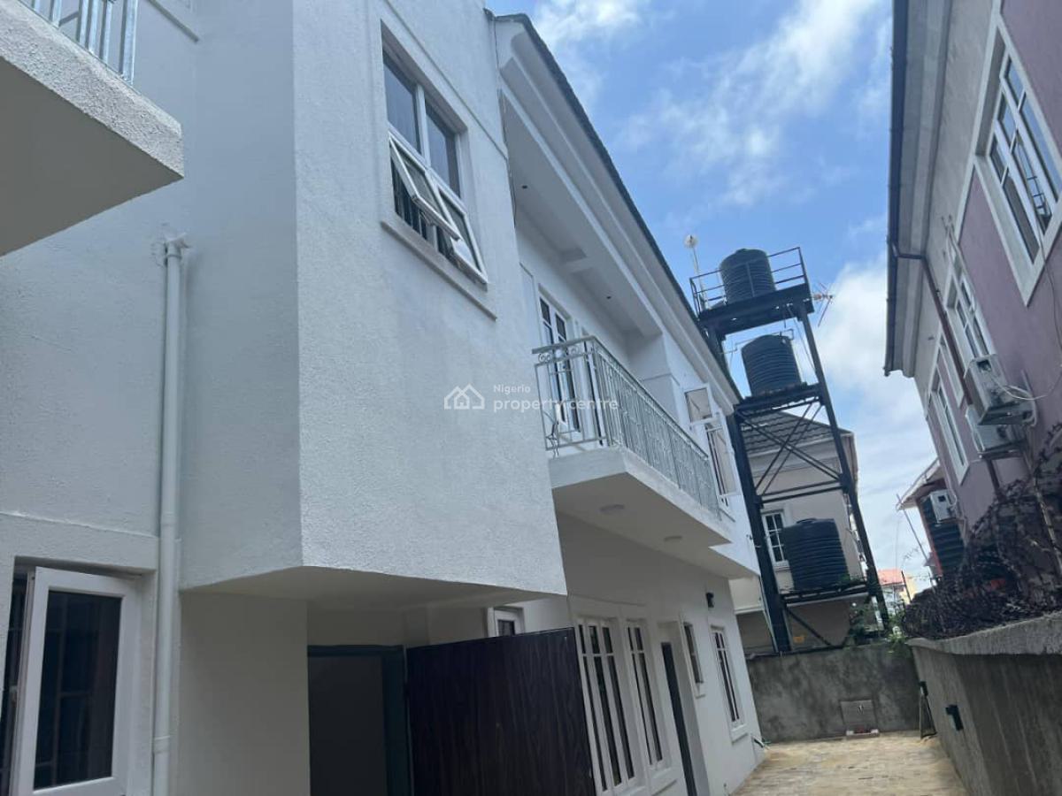 Newly Renovated and Serviced  2 Bedroom Flats, Estate Phase 1, Lekki, Lagos, Flat / Apartment for Rent