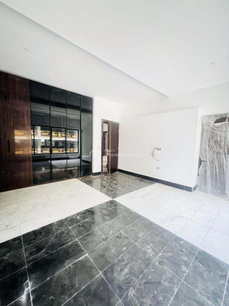 Captivating 6 Bedroom Detached Duplex Plus Bq & Elevator, Banana Island, Ikoyi, Lagos, Detached Duplex for Sale