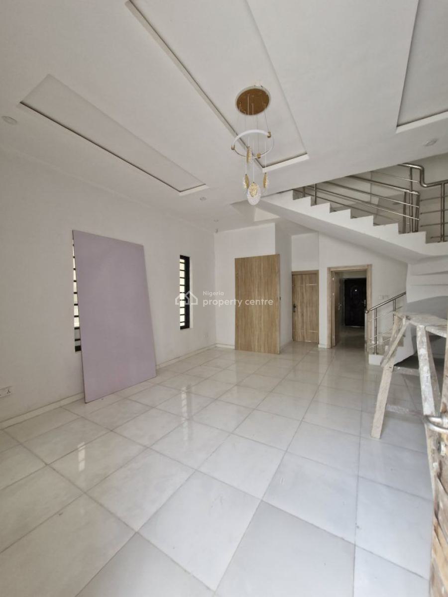 Serviced 4-bedroom Semi-detached Duplex with Bq, Gra, Ikota, Lekki, Lagos, Semi-detached Duplex for Rent