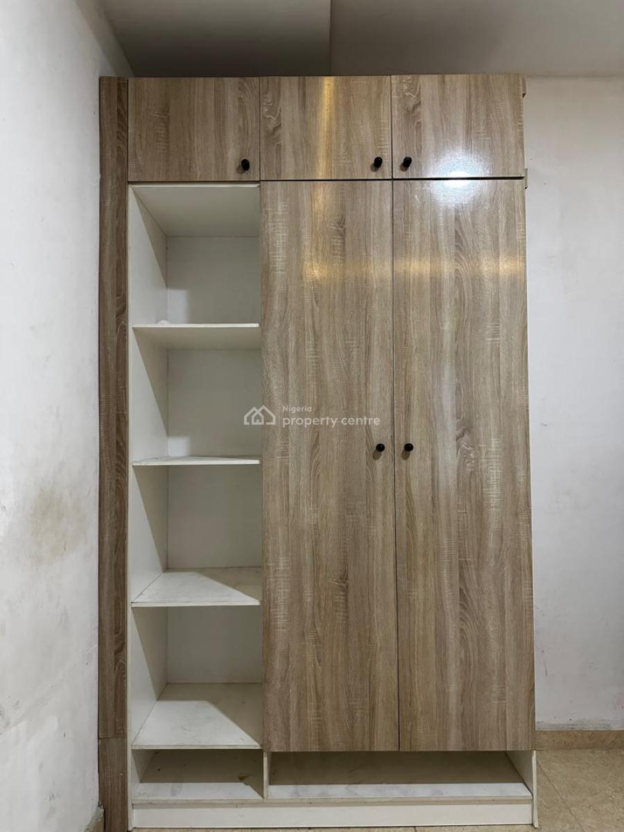 Upstairs Shared Apartment, Royal Pine, Lekki, Lagos, Self Contain (single Rooms) for Rent