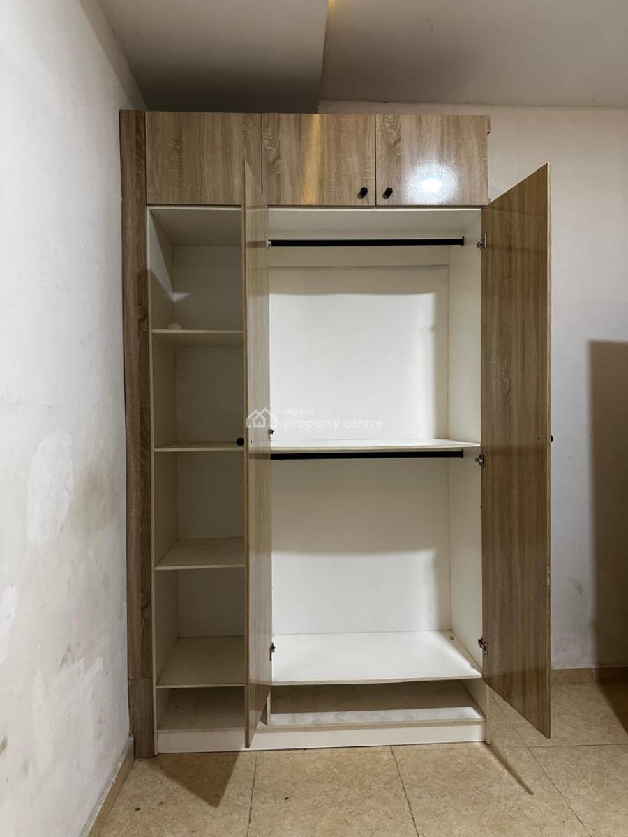Upstairs Shared Apartment, Royal Pine, Lekki, Lagos, Self Contain (single Rooms) for Rent