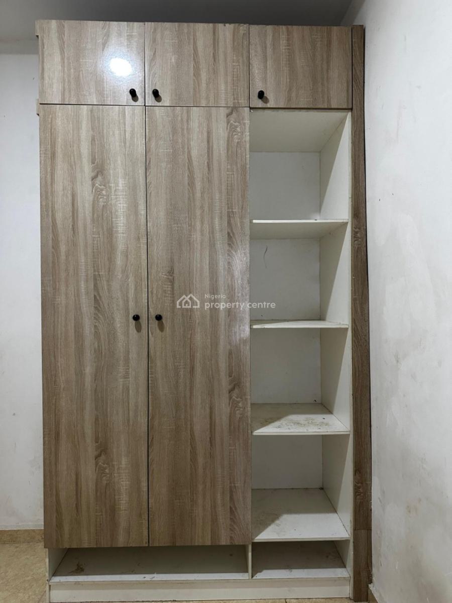 Upstairs Shared Apartment, Royal Pine, Lekki, Lagos, Self Contain (single Rooms) for Rent