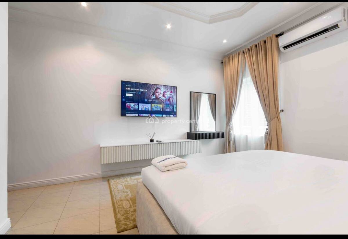 Luxurious City View 3 Bed + Pool + Gym, Parkview Estate, Ikoyi, Lagos, Flat / Apartment Short Let