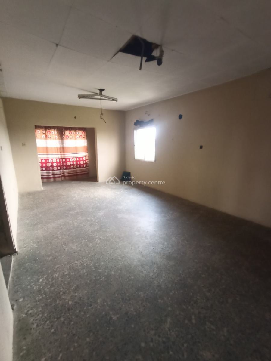 Spacious and Decent 6 Bedroom Fully Detached Duplex, Arida Ikotun, Ikotun, Lagos, Detached Duplex for Sale