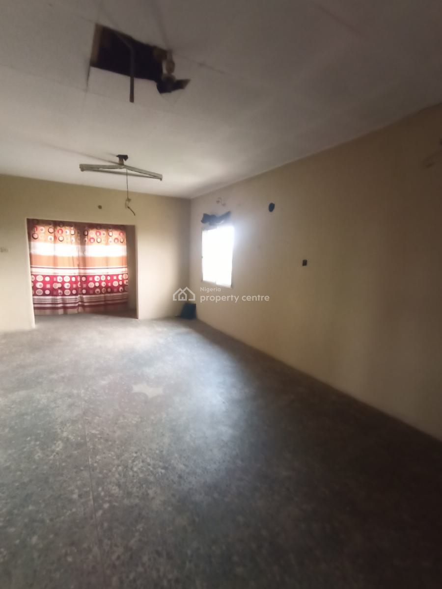 Spacious and Decent 6 Bedroom Fully Detached Duplex, Arida Ikotun, Ikotun, Lagos, Detached Duplex for Sale