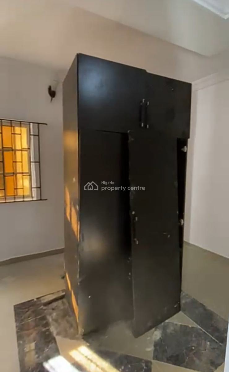 Renovated & Spacious Mini Flat { Video Available}, Osapa, Lekki, Lagos, Mini Flat (room and Parlour) for Rent