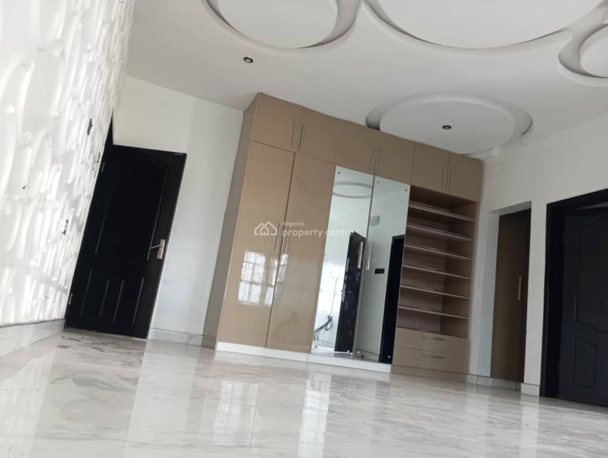 4 Bedrooms Semi Detached Duplex, Boys Quarter, Gbetu New Road Awoyaya Ibeju-lekki, Ajah, Lagos, Semi-detached Duplex for Sale