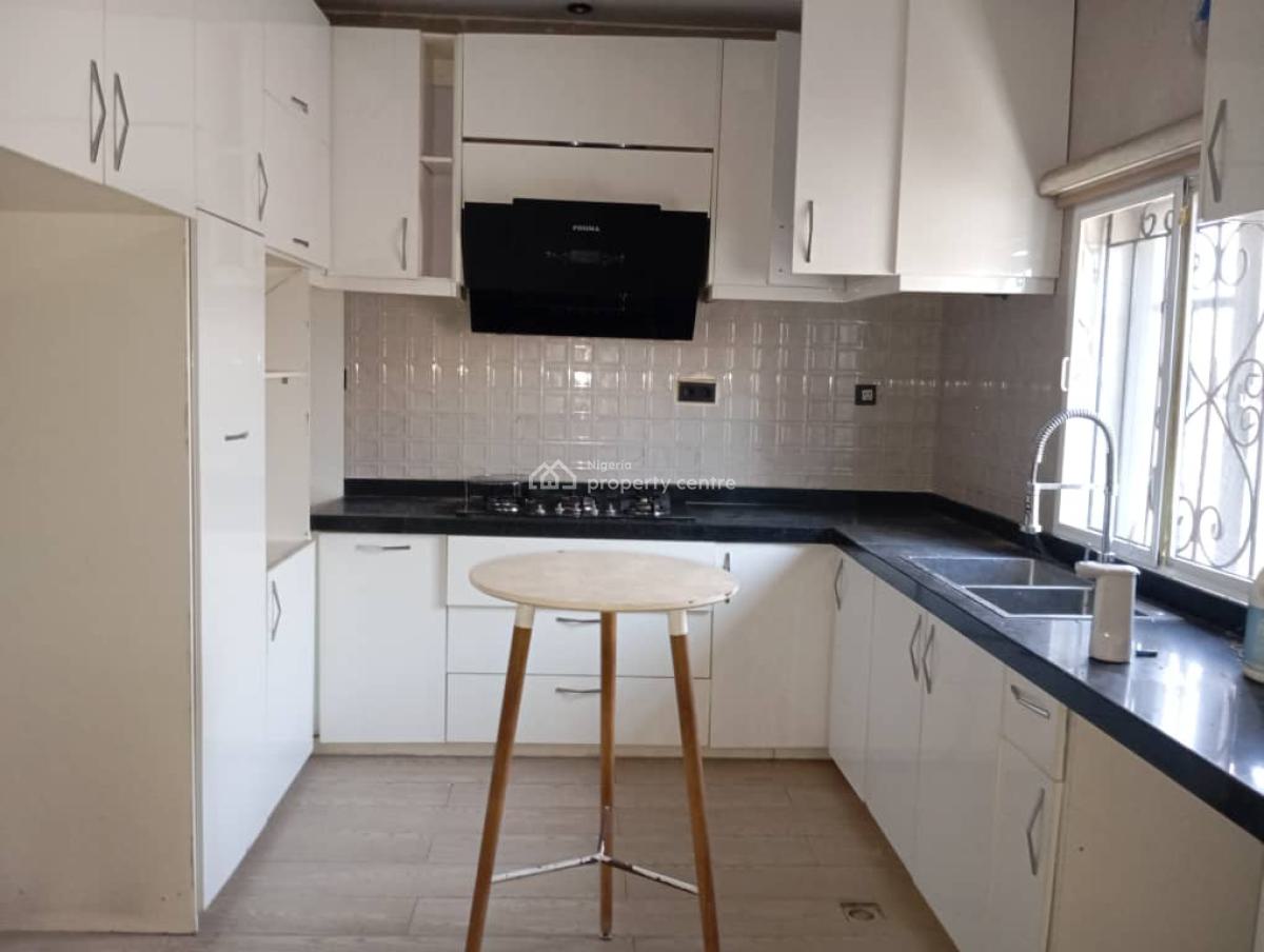 4 Bedrooms Semi Detached Duplex, Boys Quarter, Gbetu New Road Awoyaya Ibeju-lekki, Ajah, Lagos, Semi-detached Duplex for Sale