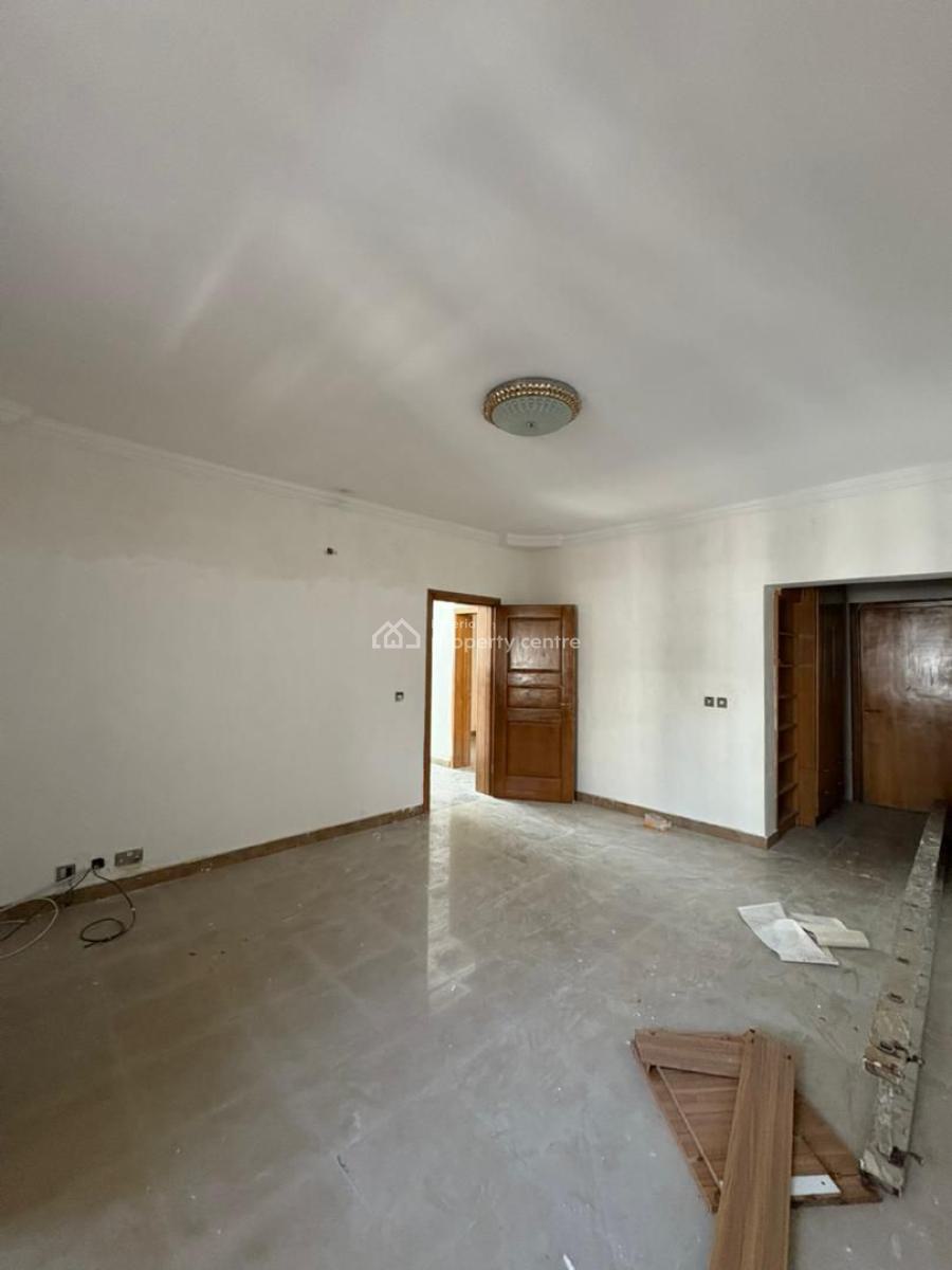 Spacious & Secure! 5-bedroom Terrace in Ikoyi, Ikoyi, Lagos, Terraced Duplex for Rent