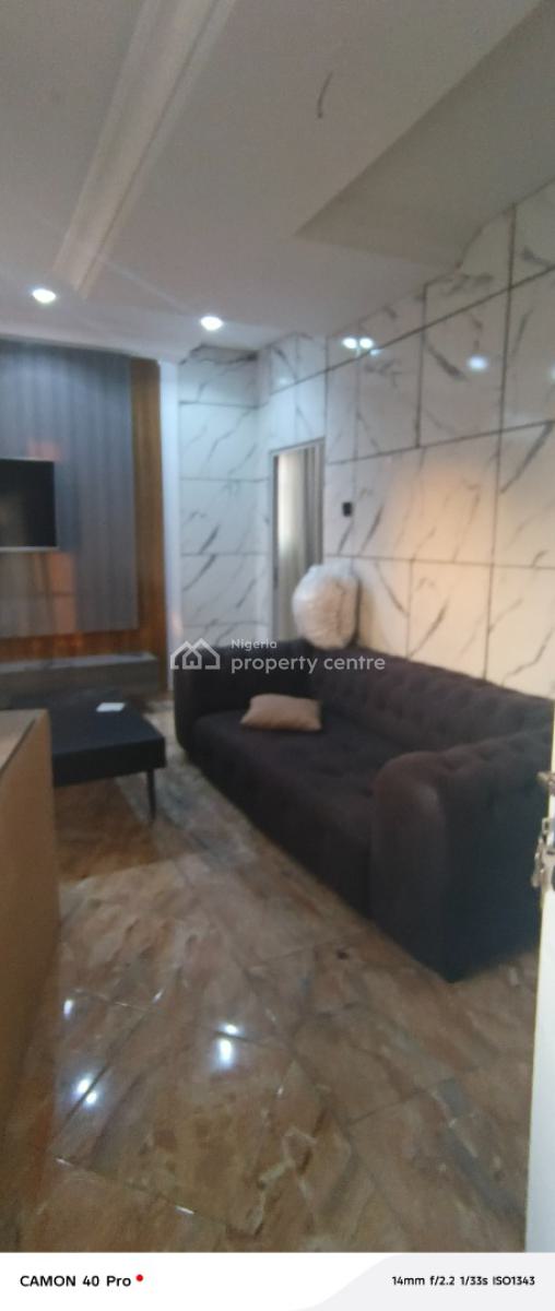 Sharp and Massive Mini Flat, Off Circle Mall Road, Osapa, Lekki, Lagos, Mini Flat (room and Parlour) for Rent