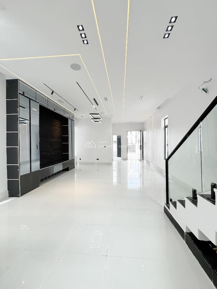 Lovely 5 Bedroom Detached Duplex with Swimming Pool and Bq, Ajah, Ajah, Lagos, Detached Duplex for Sale