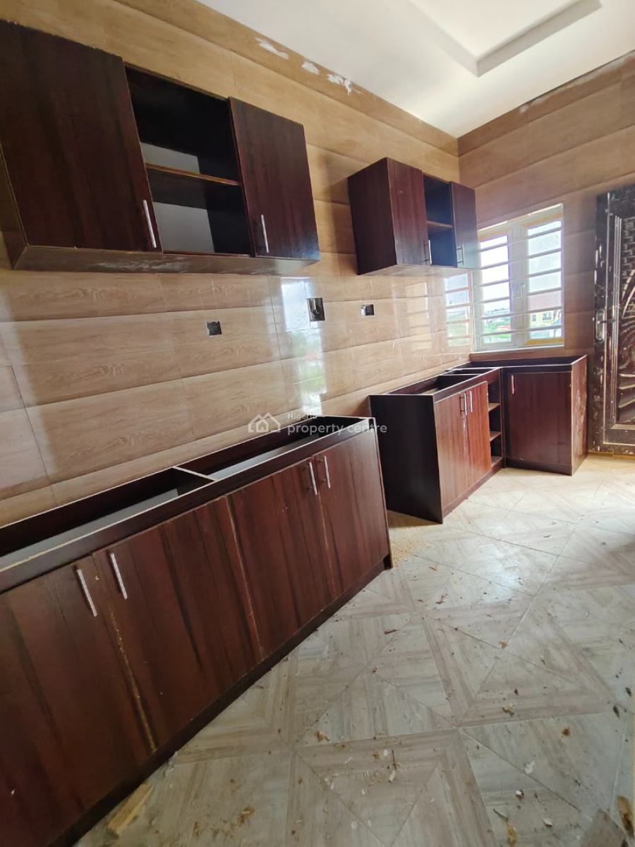 Newly Built 2 Bedrooms Apartment, General Paint, Ajah, Lagos, Flat / Apartment for Rent