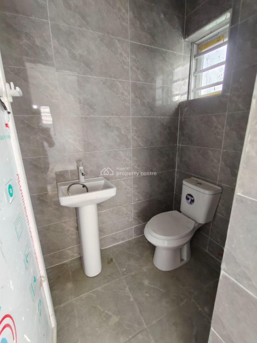 Newly Built 2 Bedrooms Apartment, General Paint, Ajah, Lagos, Flat / Apartment for Rent