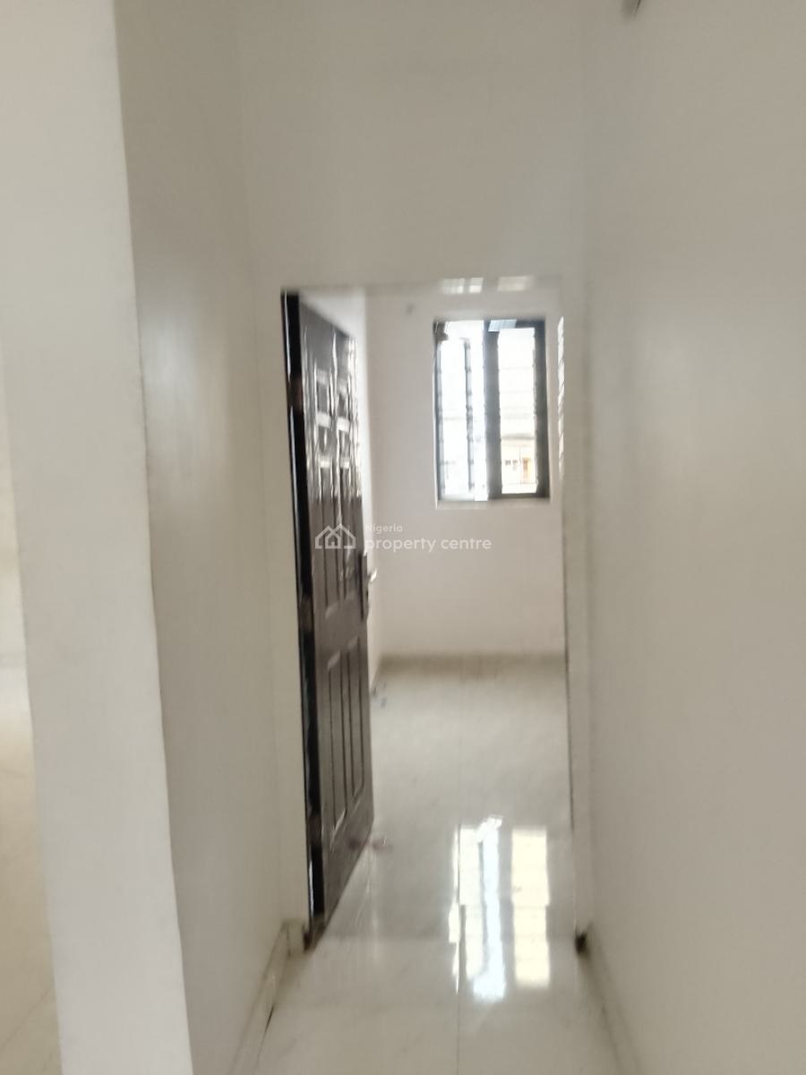 2 Bedroom Upstairs Freshly Vacated for Fastest Finger Video Available, Sunshine Estate, Sangotedo, Ajah, Lagos, Flat / Apartment for Rent