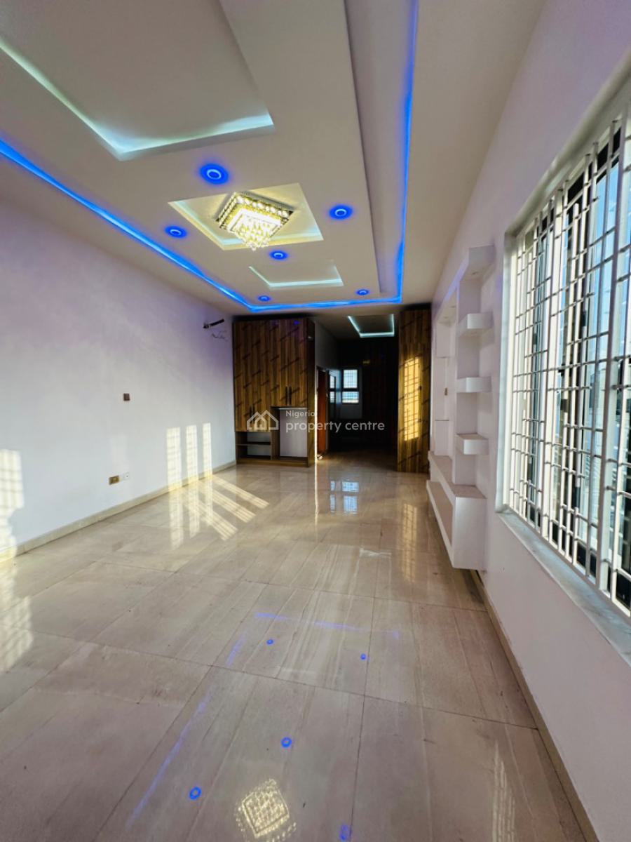 Spaciously Built 5 Bedroom Fully Detached Duplex with a Room Bq & Pool, Omole Phase 1, Ikeja, Lagos, Detached Duplex for Sale