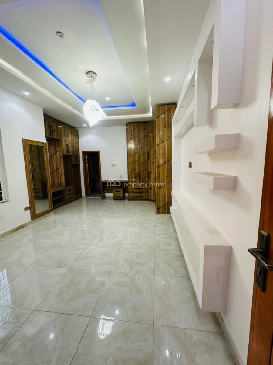 Spaciously Built 5 Bedroom Fully Detached Duplex with a Room Bq & Pool, Omole Phase 1, Ikeja, Lagos, Detached Duplex for Sale