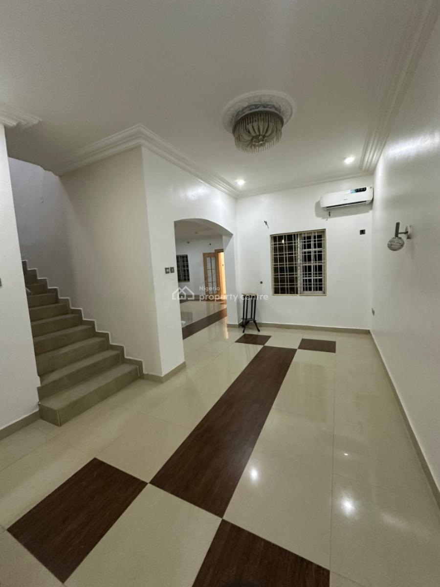 4 Bedroom Terrace (with a Bq  and Maid Room Attached), Diplomatic Zone, Katampe Extension, Katampe, Abuja, Terraced Duplex for Rent
