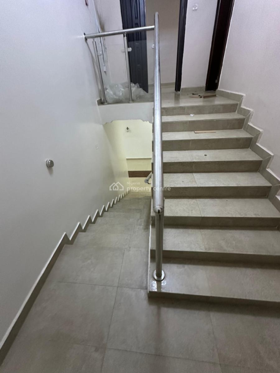 4 Bedroom Terrace (with a Bq  and Maid Room Attached), Diplomatic Zone, Katampe Extension, Katampe, Abuja, Terraced Duplex for Rent