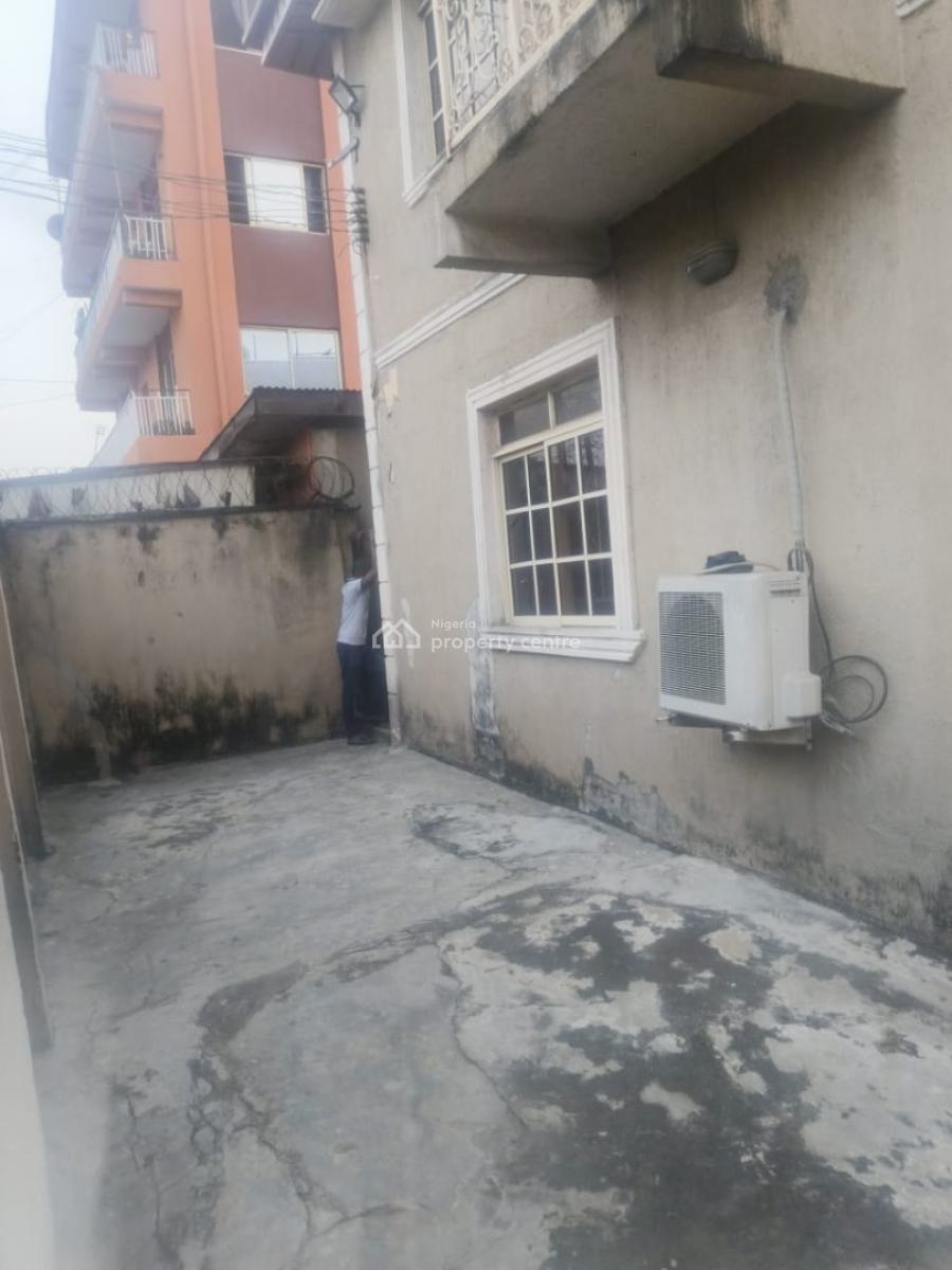 4 Nos of 2 Bedroom Flat, 2 Nos of Mini Flat, Onifade Street, Mushin, Lagos, Block of Flats for Sale