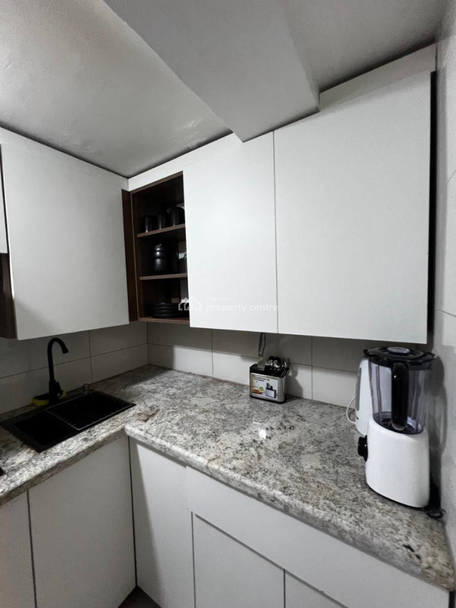 Asokoro Luxury  Apartments 2, Asokoro District, Abuja, Mini Flat (room and Parlour) Short Let