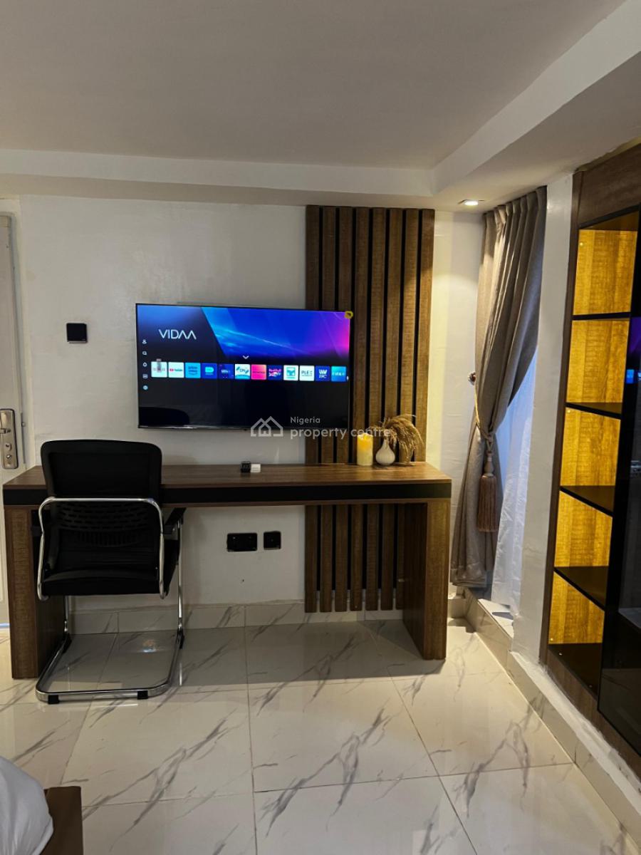 Asokoro Luxury  Apartments 2, Asokoro District, Abuja, Mini Flat (room and Parlour) Short Let