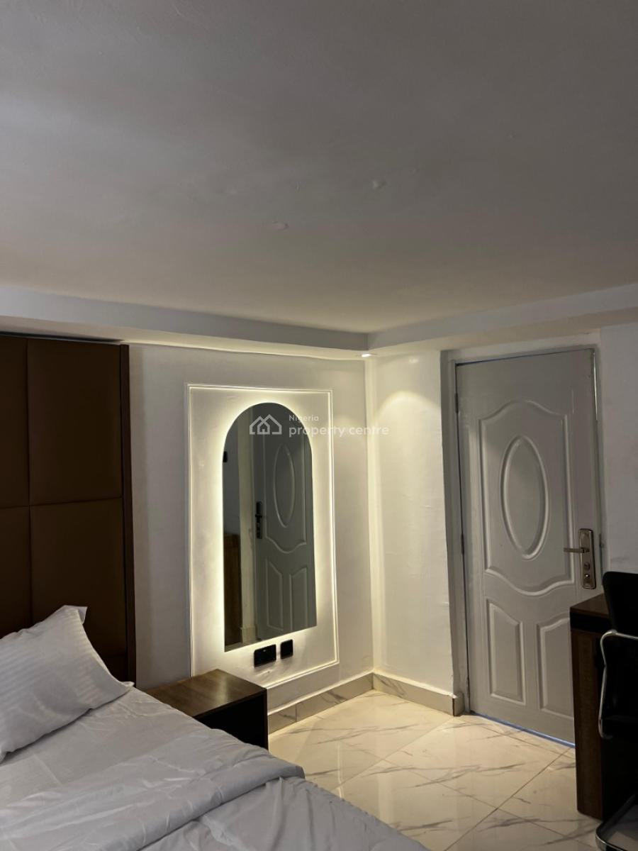 Asokoro Luxury  Apartments 2, Asokoro District, Abuja, Mini Flat (room and Parlour) Short Let