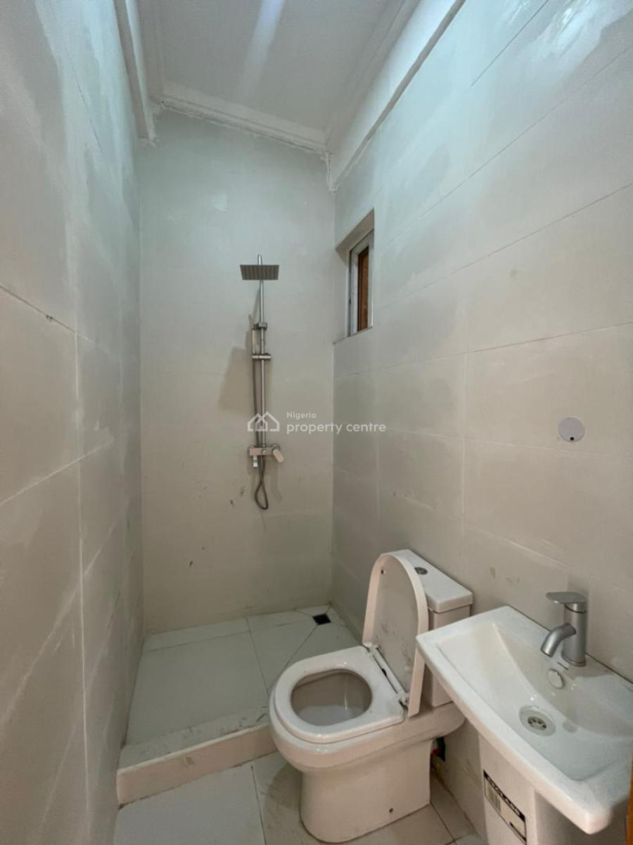 3bedroom Apt Osapa London 8m 2yrs Upfront, Western Foreshore Estate Osapa London Lekki Lagos., Osapa, Lekki, Lagos, Flat / Apartment for Rent