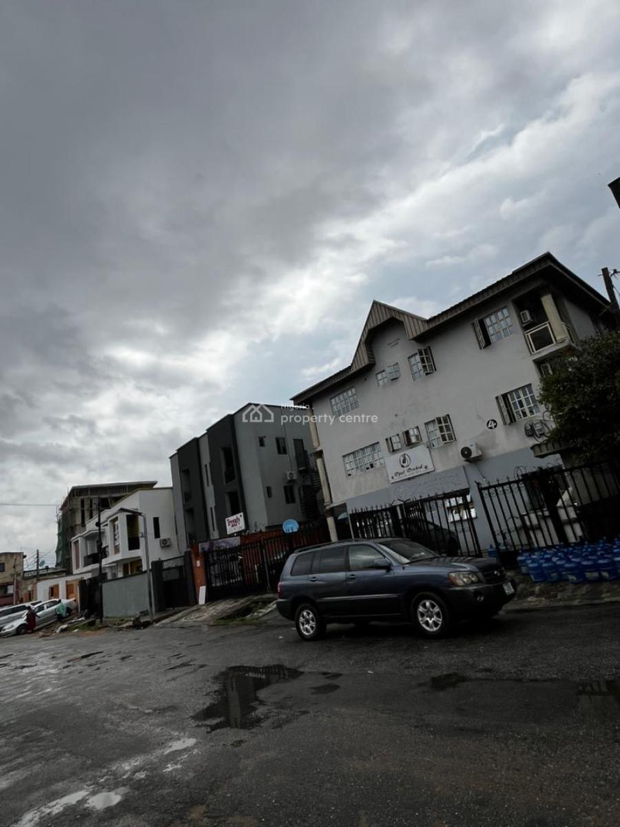 a Retainable Block of 5 Flats, Opebi Ikeja Lagos, Ikeja, Lagos, Block of Flats for Sale