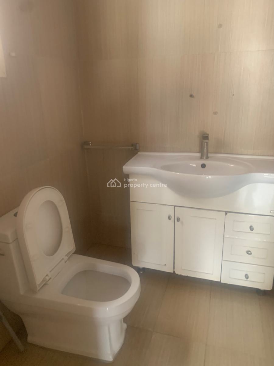 3bed with a Bq, Osapa London Estate, Osapa, Lekki, Lagos, Flat / Apartment for Rent
