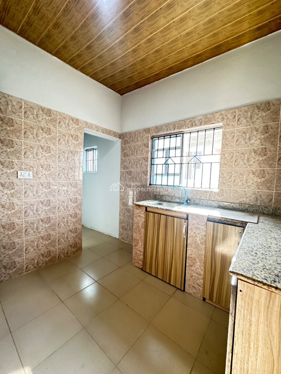 Cozy 2 Bedroom Flat, Ajah, Lagos, Flat / Apartment for Rent