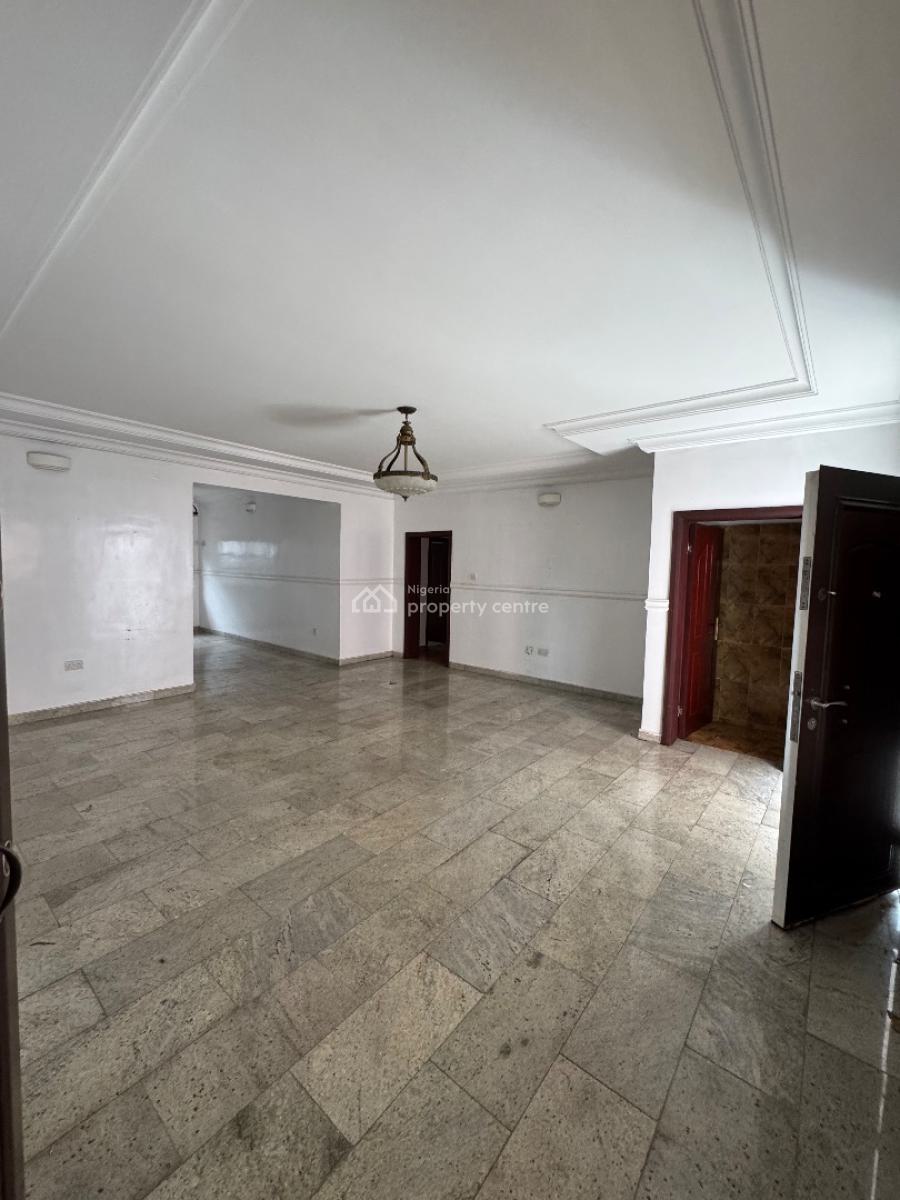 Spacious 3 Bedrooms Apartment + Bq, Osapa, Lekki, Lagos, Flat / Apartment for Rent